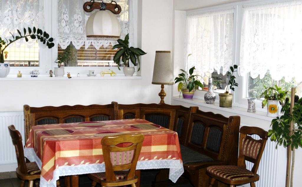 Hegyesi Vendeghaz Bed and Breakfast Gödöllő Δωμάτιο φωτογραφία